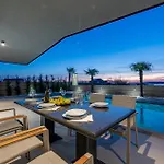 Vikendica Awesome In With Kitchen