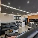 Awesome In With Kitchen Privlaka (Zadar)