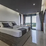 Vikendica Awesome In With Kitchen Privlaka (Zadar)