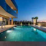 Awesome In With Kitchen Vikendica Privlaka (Zadar)