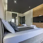 Awesome In With Kitchen