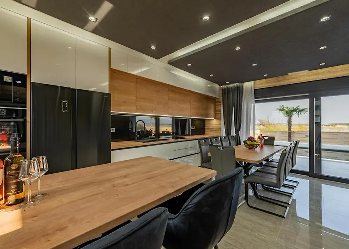 Awesome In With Kitchen