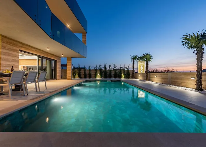 Awesome In With Kitchen Casa vacanze Privlaka (Zadar)