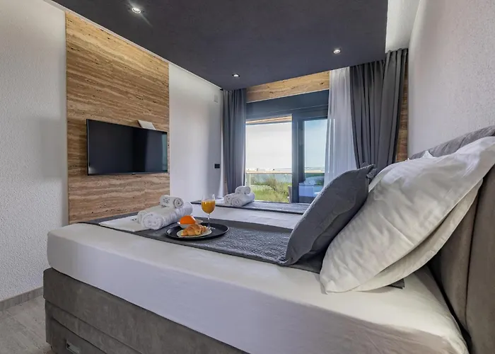 Awesome In With Kitchen *